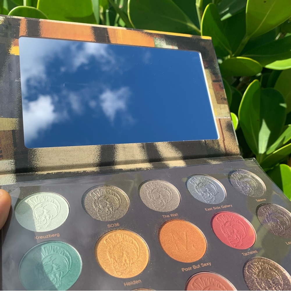 Nomad Cosmetics Berlin Underground Intense Eyeshadow Palette